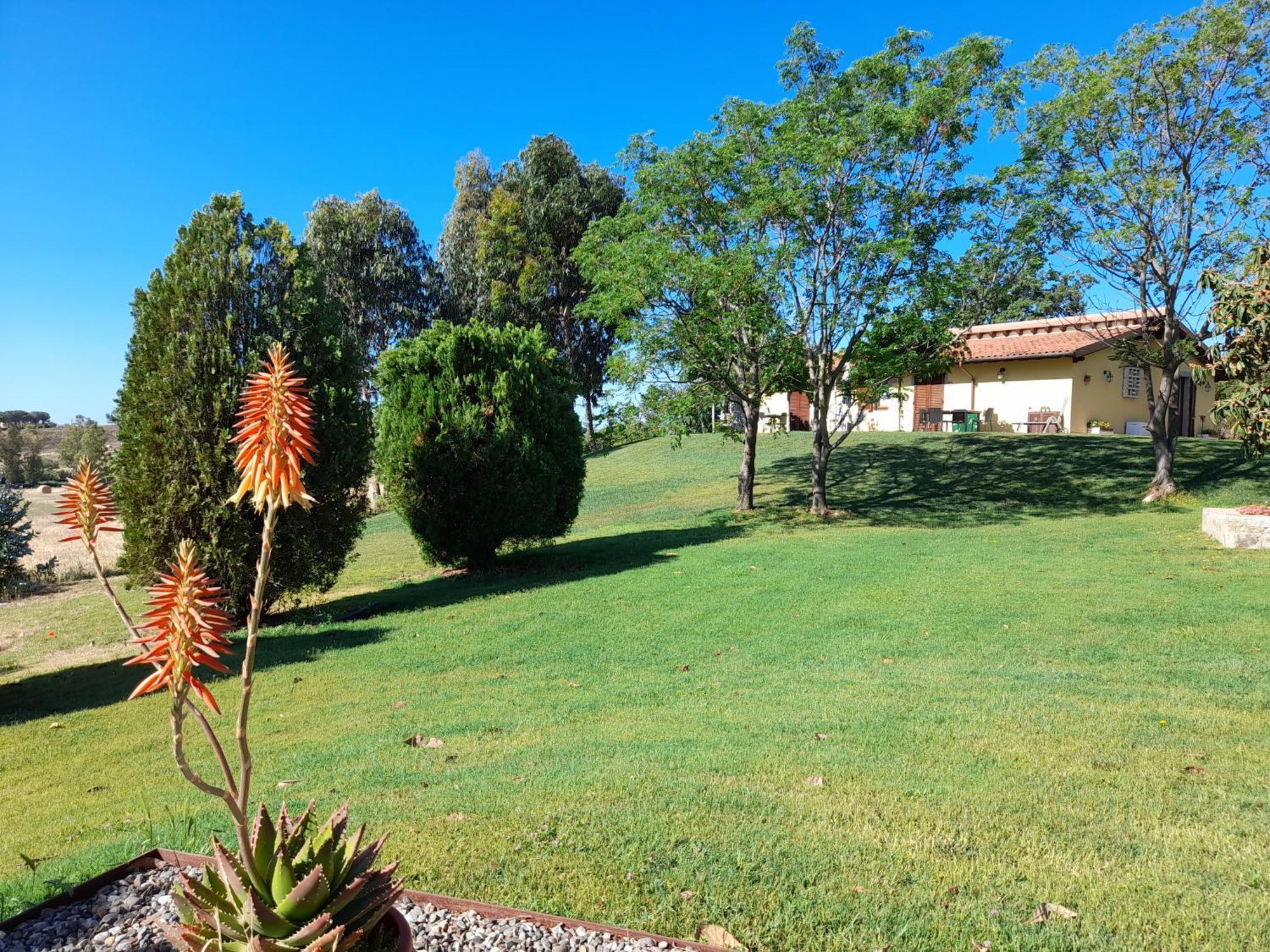 Agriturismo La Sorgente 方特布兰达 外观 照片
